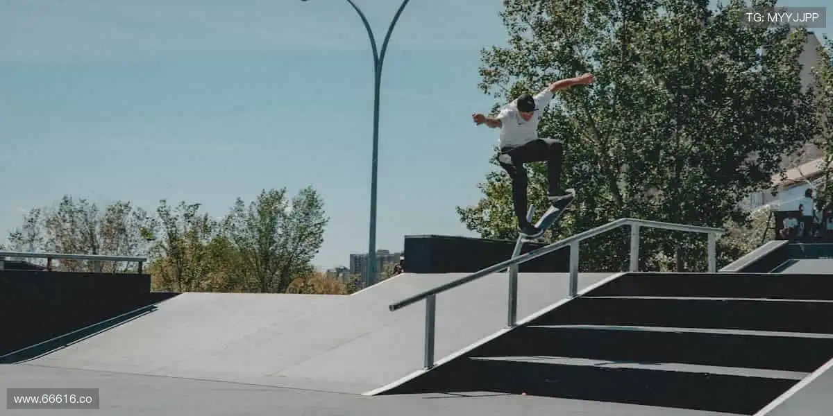 🏆挑战极限，成就冠军！与我们共赴赛场荣耀之巅！✨